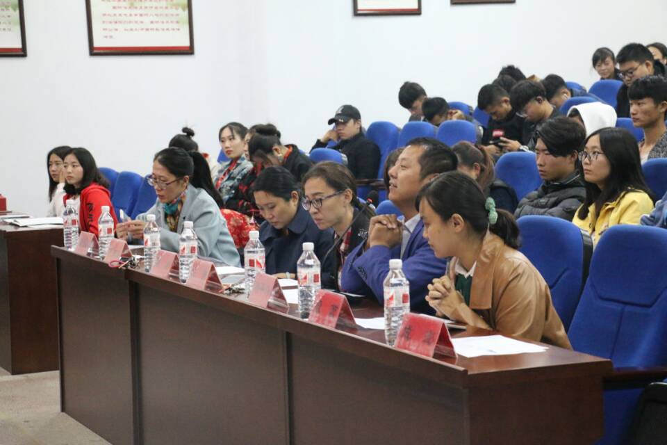 商务贸易系青年之声·大学生辩论赛辩论赛最强报道